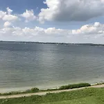Meerblickappartement Mit Ladesaeule 아파트