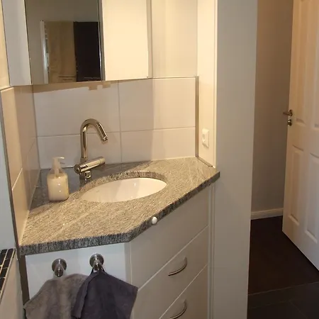 Meerblickappartement Mit Ladesaeule Lägenhet *